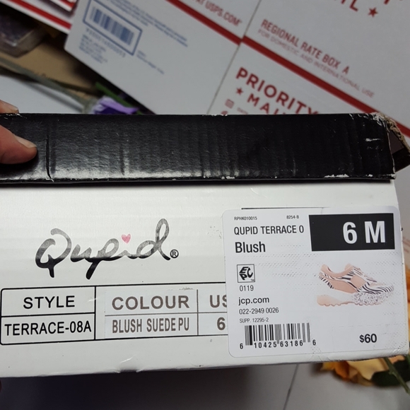 NIB womens Qupid Terrance suede shoes size 5 & 6 - Picture 8 of 10